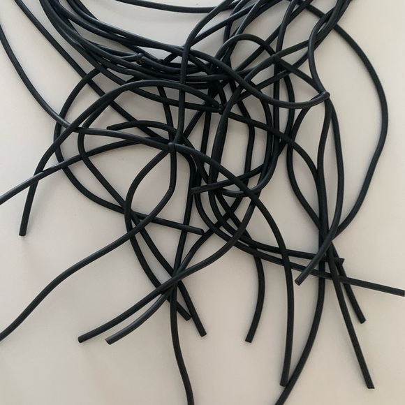 Womens: Necklace; FRANK IDEAS, Black Rubber - Picture 2 of 3